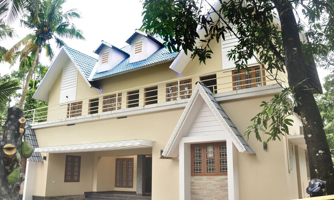 Alwaye House | Kuttenchira villa near Cochin airport