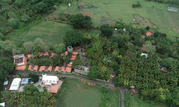 Courtallam Resort | Kuttralam Resorts
