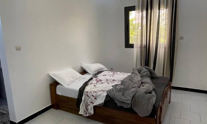 Kaolack Apartment | Kuyito residence