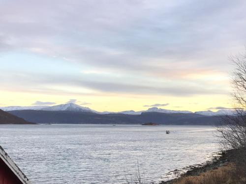 Tromso House | Kvaløya Lodge