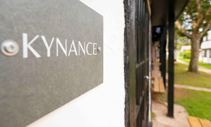 Saint Erth Praze House | Kynance Cottage, Recently Renovated, 5 Star