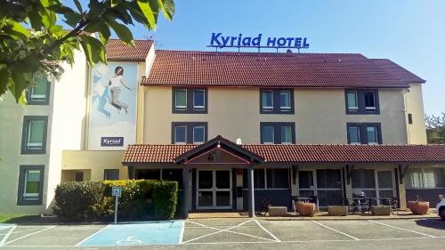 Saint-Bonnet-de-Mure Hotel | Kyriad Lyon Est - Saint Bonnet De Mure
