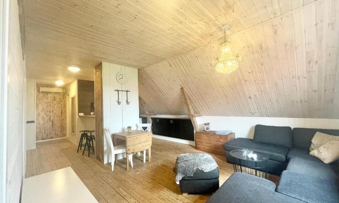 Vessigebro Apartment | Lägenhet för större sällskap nära Gekås i Ullared