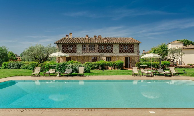 San Pietro in Bossolo Apartment | L'Aia, two bedrooms apartment in the Chianti area with A/C and swimming pool