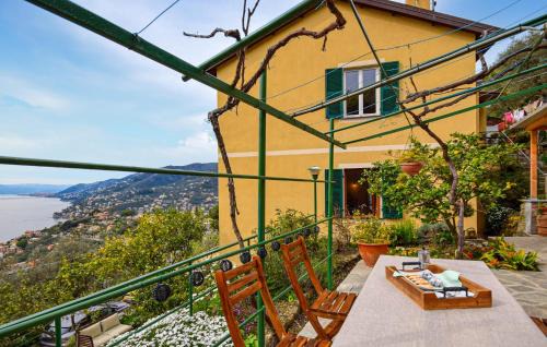 Camogli Apartment | L'angelina