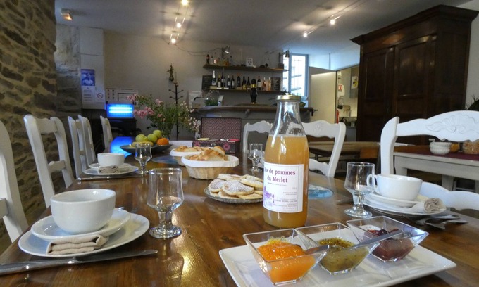 Bagnols-les-Bains Bed & Breakfast | L'Atelier S
