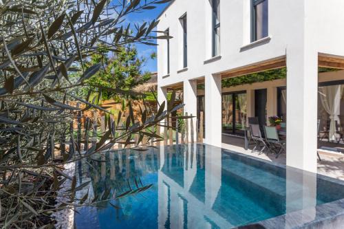 Vinon-sur-Verdon Villa | l'atypique
