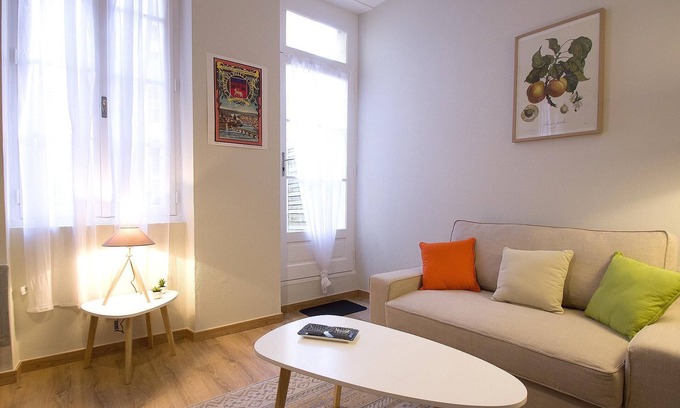 Toulouse City-Centre Apartment | L'ESQUILE - Charmant duplex avec terrasse