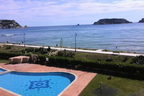 Els Griells House | L´Estartit, estudio en primera linea de mar.
