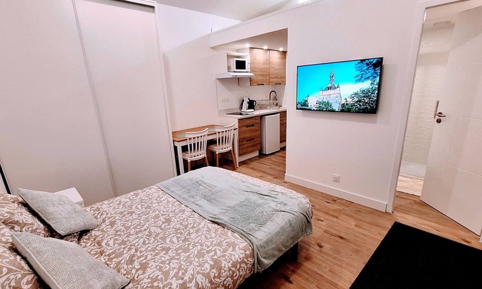 Aussonne Apartment | L'Extension - Studio with air conditioning - Meet area (Parc des Expos)/7 min Airport