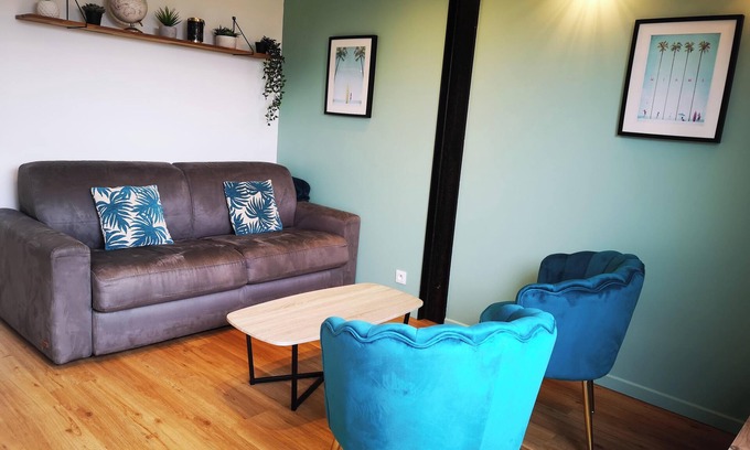 Kerroch Apartment | L'horizon - Seaside garden apartment 20 meters from the beach