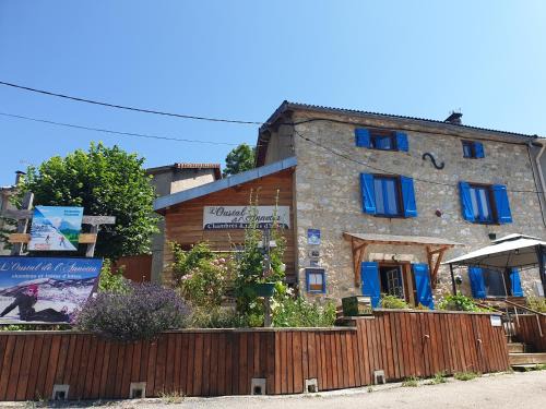 Comus House | L'Oustal de l'Annetta Chambres et Tables d'Hôtes