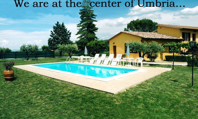 Deruta House | L'ULIVO: apartment within farmhouse just 15 minutes far from Assisi.