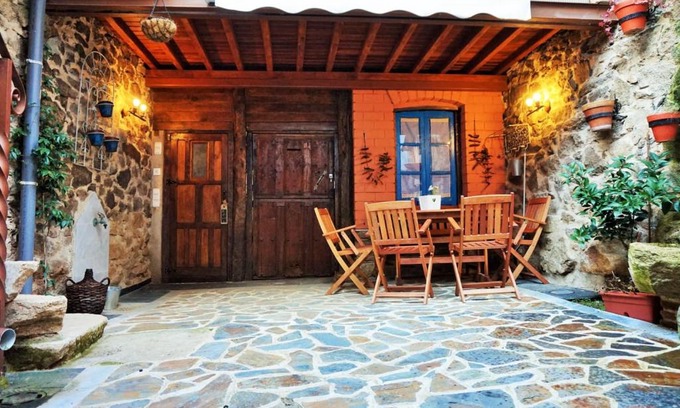 Masueco House | La Alquitara