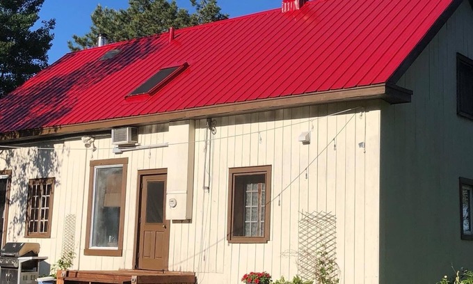 Granby Cabin | La Belle D'autrefois