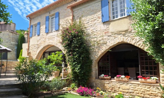 Calvisson Bed & Breakfast | La Bergerie