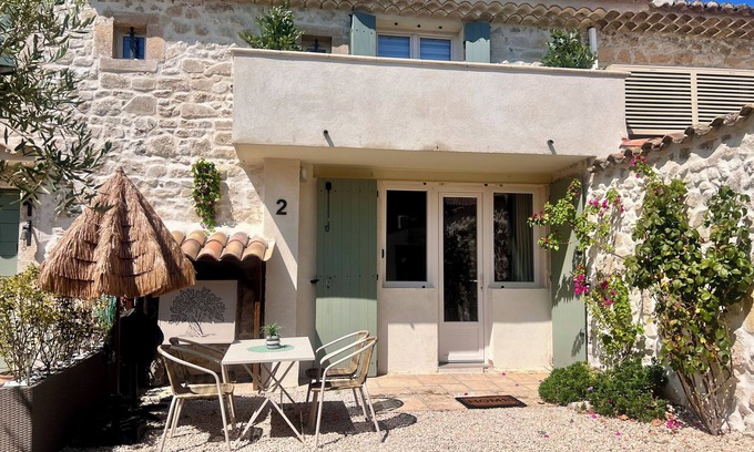 Mouries House | La Bohème 2, Mouries Centre au Cœur des Alpilles : Cosy T2 Avec Terrasse