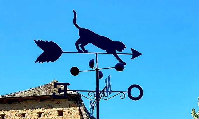 Najac House | "La Bouyerie" cottage in a lovely setting, open countryside, breathtaking view