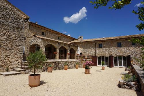 Simiane-la-Rotonde House | La Buisse