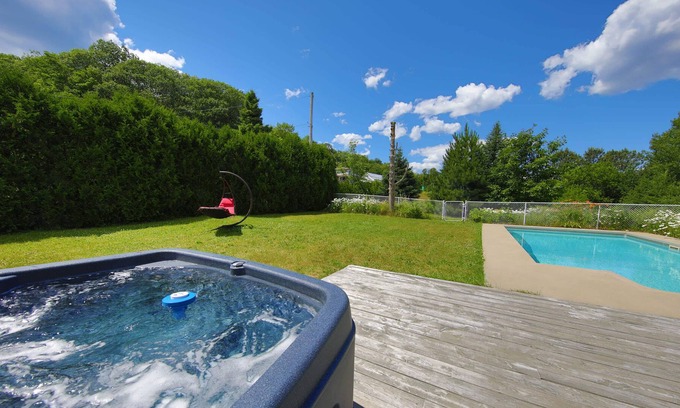 Sainte-Marcelline-de-Kildare Ski Chalet | La Menoua- Piscine- SPA