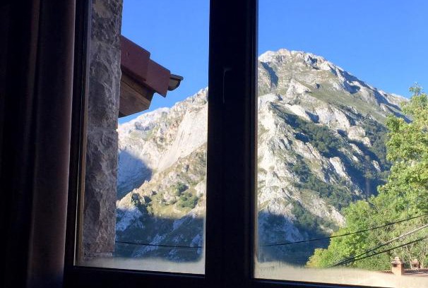 Sotres Ski Chalet | La Cabaña de Catalina
