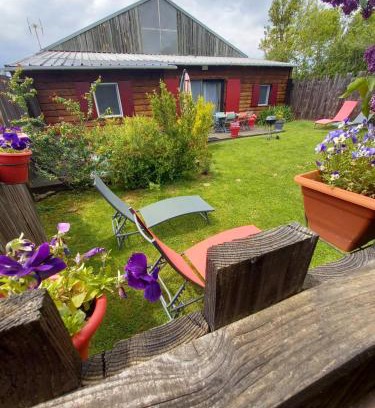 Le Massegros House | La cabane au fond du jardin
