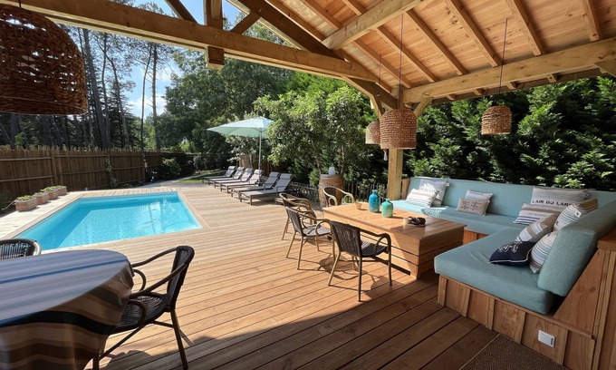 Saint-Julien-en-Born House | La Cabane "noa"