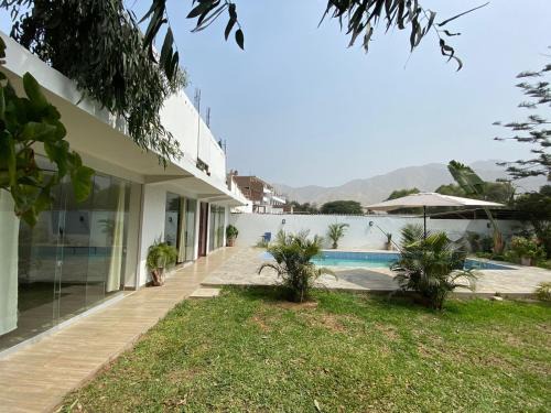 Cieneguilla House | La casa de Bronco