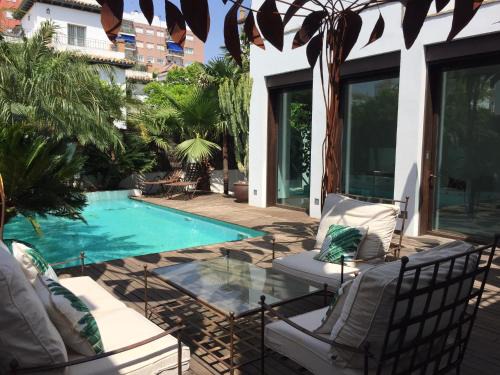 Heliopolis Villa | la casa de las pergolas