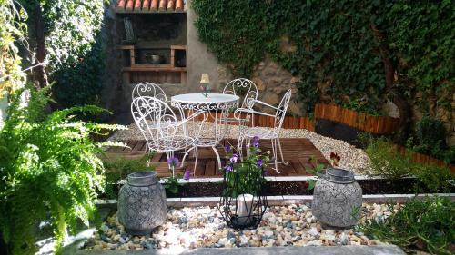 Banos de Montemayor House | La Casa de Su