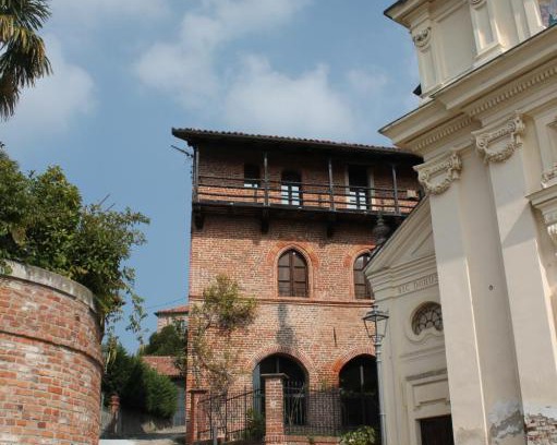 Cinzano House | LA CASA DEL CASTELLANO