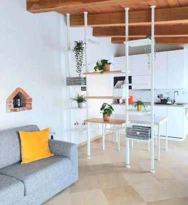 Rivarolo Canavese Apartment | La Casetta di Angela