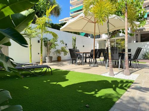 Playa de San Juan Apartment | La Casita Beach Garden By Sunset