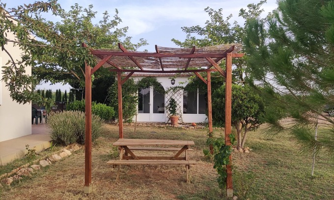 Socuellamos Ski Chalet | La Casita de los Almendros