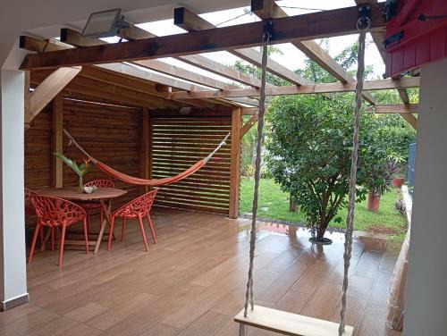 Sainte-Rose House | La Chambre Efrika