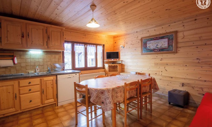 Montricher-le-Bochet House | LA Chible - Montricher Albanne