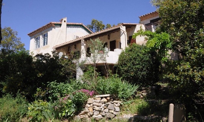 Meounes-les-Montrieux House | La Cigale Provence Méounes, green Provence, near the sea, calm, without opposite