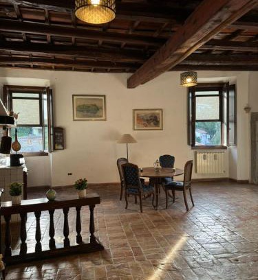 Mazzano Romano Apartment | la Contessa