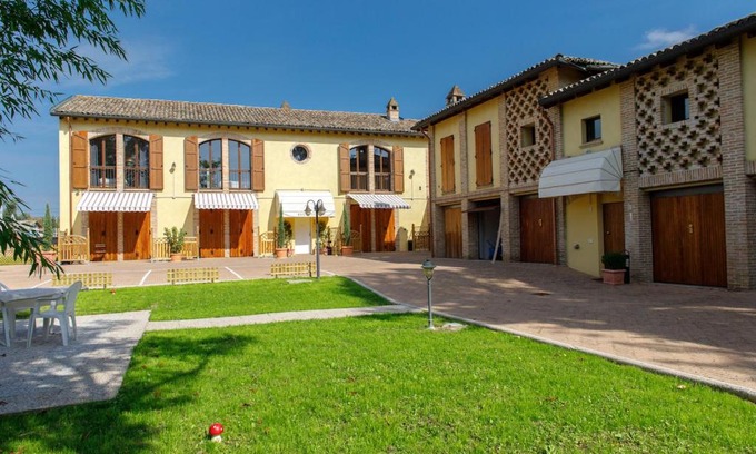 Sanguinaro Apartment | La Corte del Mulino