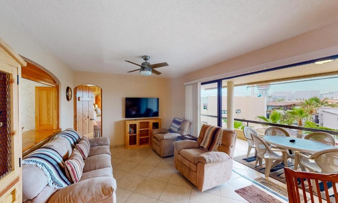 Zona Hotelera Apartment | La Costa Beautiful Golf Villa