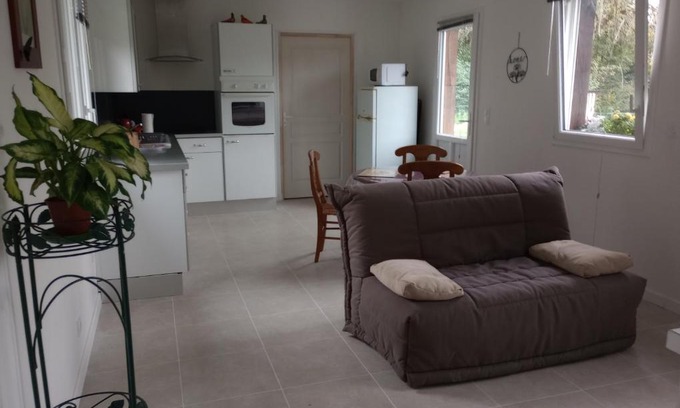 Cormeilles House | La Cour Angot
