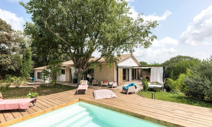 Aiguelongue Villa | La Coursive: beautiful luxury home with swimming pool