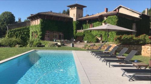 Saint-Didier-au-Mont-d'Or Apartment | La croix des Rameaux- charming house near Lyon