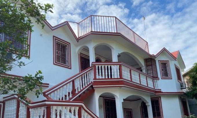 Vaudreuil Other | La Difference Guest House / Vaudreuil