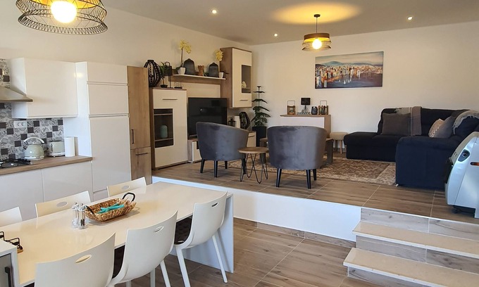 Podgradina Apartment | La Dolve Vita Apartment