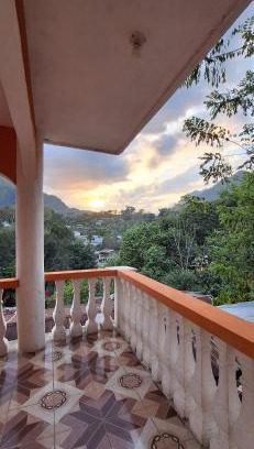 San Agustin Lanquin House | La Estancia