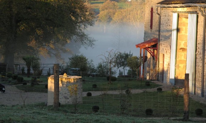 Le Dorat Bed & Breakfast | La Ferme de Pomereix
