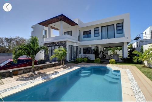 Calodyne Villa | La Frangipane Villa