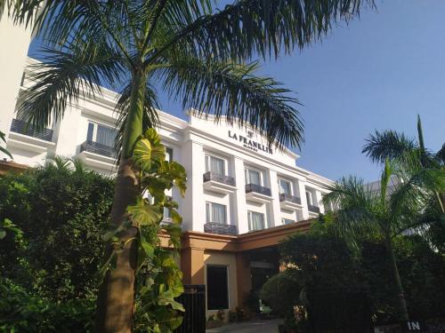 Bhubaneshwar Hotel | La Franklin Hotel