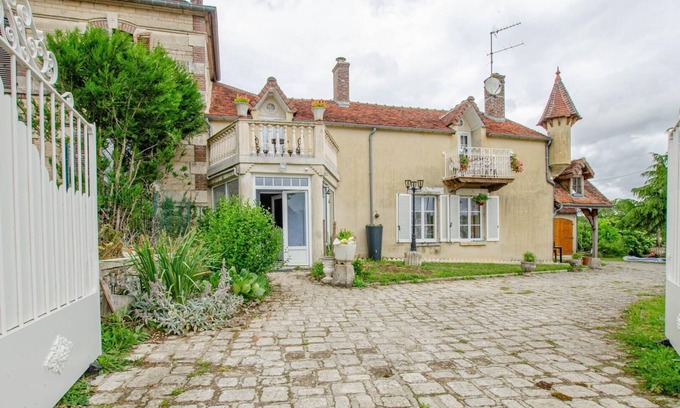 Villemorien House | La Gentilhommière - VILLEMORIEN